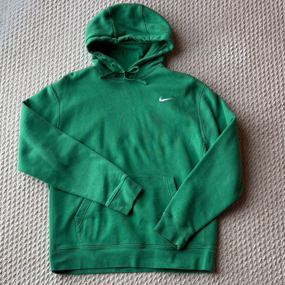 Nike Men's Green Pullover Hoodie